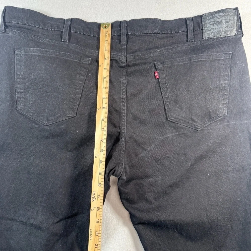 Levis Jeans Mens 48x32 Black 541 Straight Mid Rise